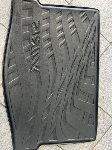 Tapete para porta-malas Yaris