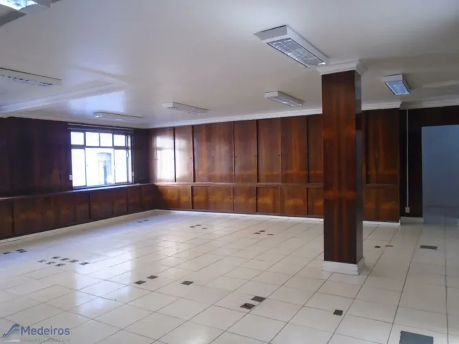 CONJUNTO COMERCIAL AO LADO METRÔ SÉ, FORUM JÃO MENDES JR, RUA CRISTOVÃO COLOMBO- CENTRO
