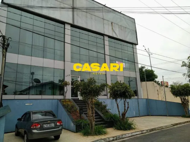 Prédio à Venda 302 m² com 6 Vagas e Área de Lazer no Jardim do Mar - São Bernardo do Campo