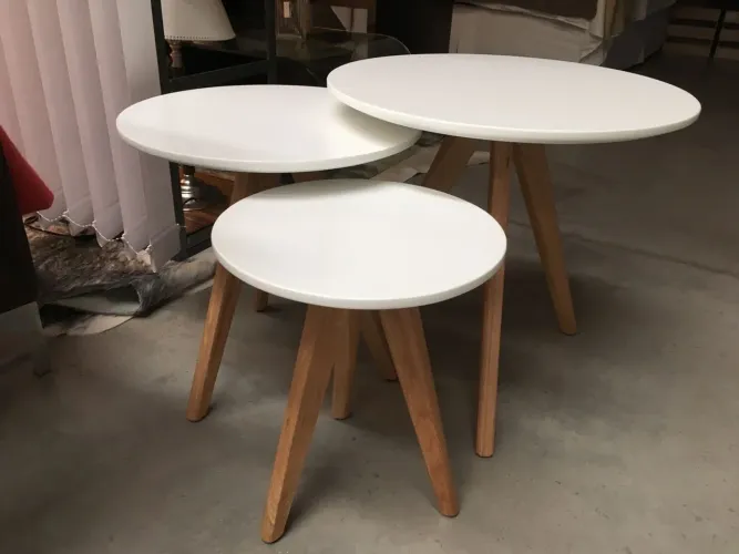 Kit 3 Mesas Laterais / Mesas de Apoio - MDF + Madeira Maciça