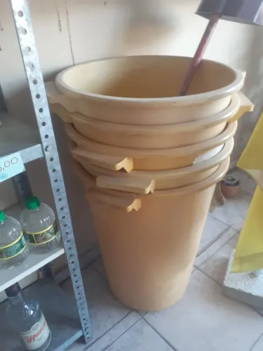 Baldes para ração