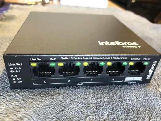 Switch 5 portas uplink Gigabit 4p Poe S1005g-p Intelbras