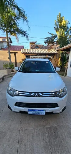 Outlander 2013/2014 - 7 lugares