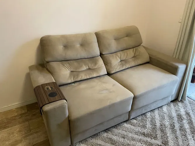 Sofá dois lugares semi novo