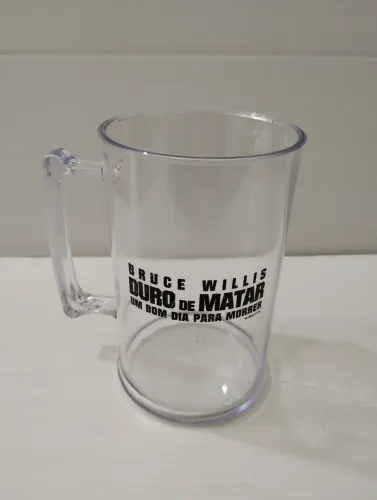 Caneca Duro de Matar Bruce Willis - Oficial Fox 2023
