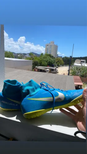 Vendo chuteira mercurial botinha 