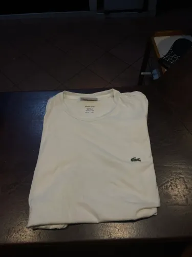 Camiseta lacoste branca
