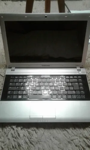 Notebook SAMSUNG RV 411 i5 4G