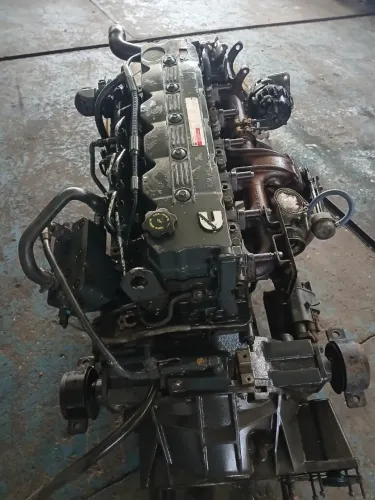 MOTOR CUMIS 6 CILINDROS FORD CARGO 2015 COM ARLA 2423/1724