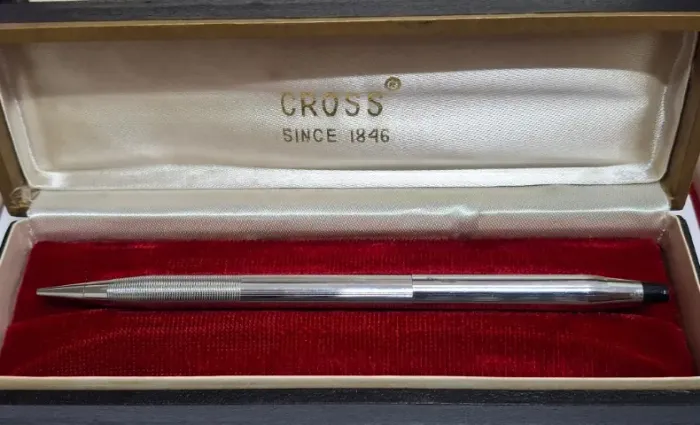 Lapiseira Antiga Cross Classic Century Engine-Turned Grip USA Com Estojo