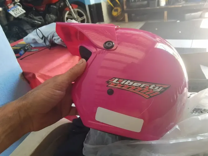 CAPACETE LIBERTY NOVO NA CAIXA TAMANHO 58 SEM VISEIRA