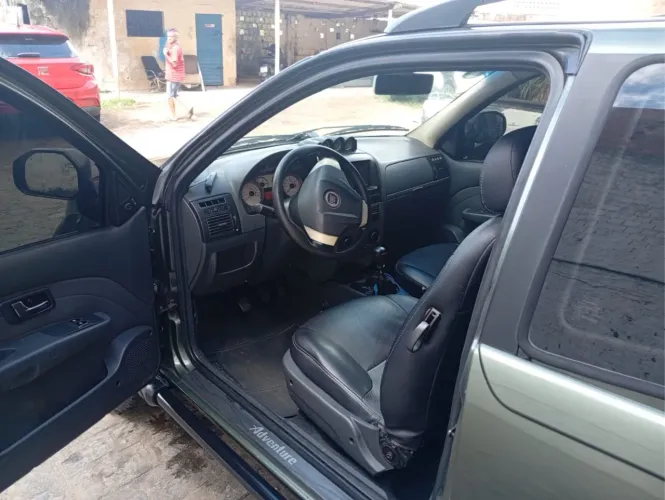 Fiat Strada Adventure1.8/ 1.8 Locker Flex CD 2011