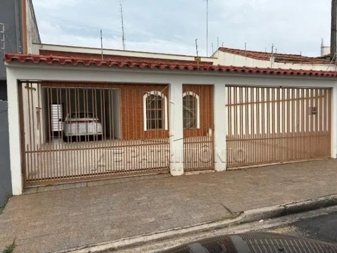 CASA NA VILA CARVALHO COM 2 QUARTOS