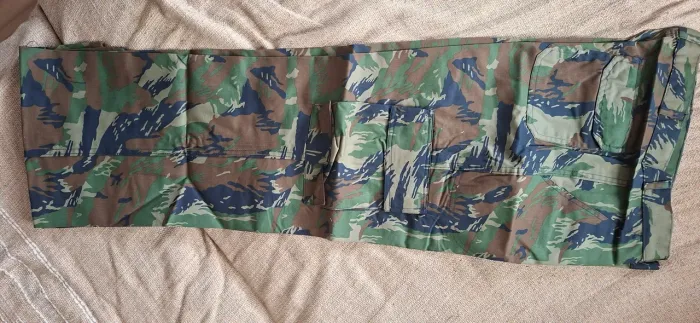 Calça Camuflada