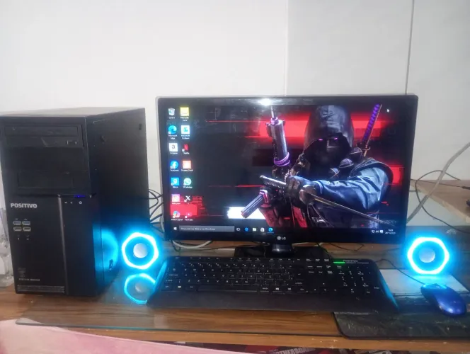 PC top core i5 de quarta geração com HD de 500gb,8gb, tv monitor de 24pl da LG