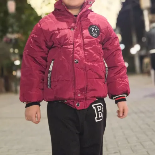 Casaco Infantil Vermelho com Capuz unissex 
