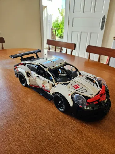 Porsche 911 RSR Branco (1580 peças) - Montado