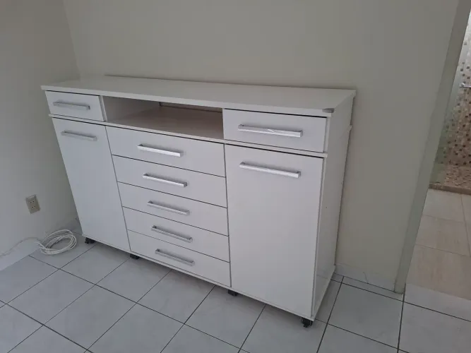 Gaveteiro com rodízio 1,70 x 0,45 m