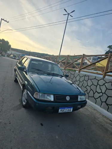Volkswagen Santana Exclusiv 2.0 MI/ Executivo 2.0i (álcool) 1996