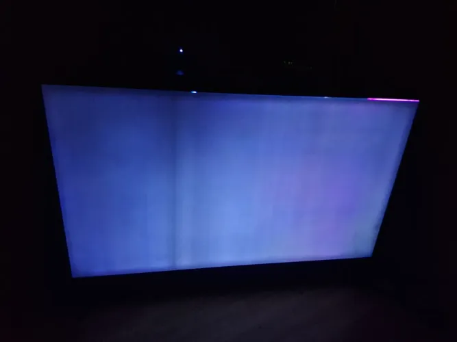 Vendo tv samsung 50" com defeito. Para retirada de pecas ou conserto