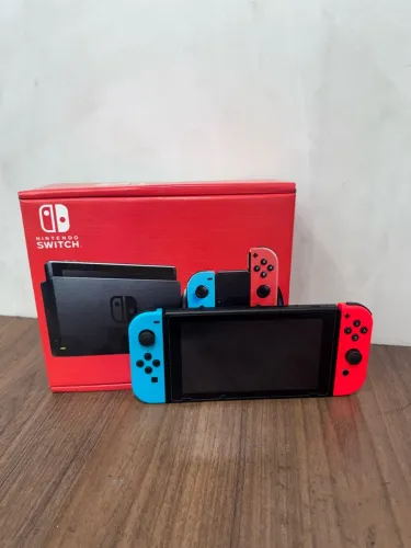 Nintendo Switch V2 Desbloq | Cartão 128GB | 1 Ano Garantia