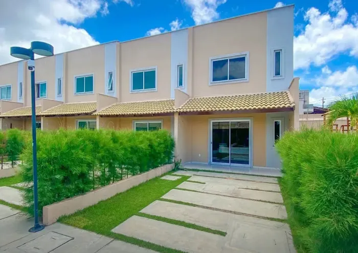 CASA EM CONDOMÍNIO NO AQUIRAZ PRÓXIMO AO SHOPPING BRISA