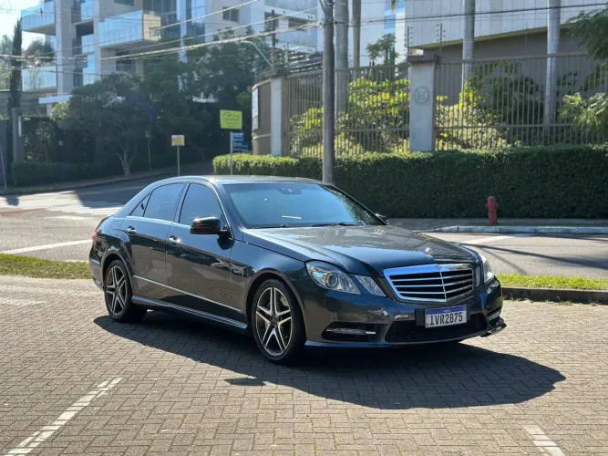 Mercedes-Benz E-500 CGI Guard VR4 4.7 V8 408cv 4P 2012