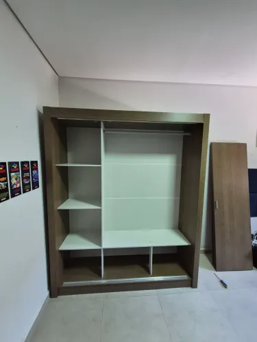 Guarda roupa solteiro