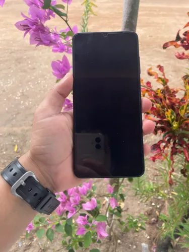 ? Samsung Galaxy A06 128GB?Pra vender rápido 