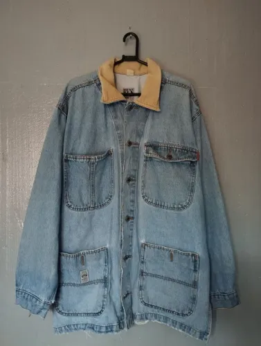 JAQUETA JEANS BY,S BUNNY - VINTAGE c/forro na gola - ANOS 90 TAM. (GG)