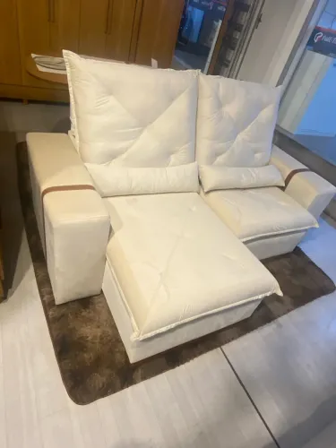 Sofá retrátil