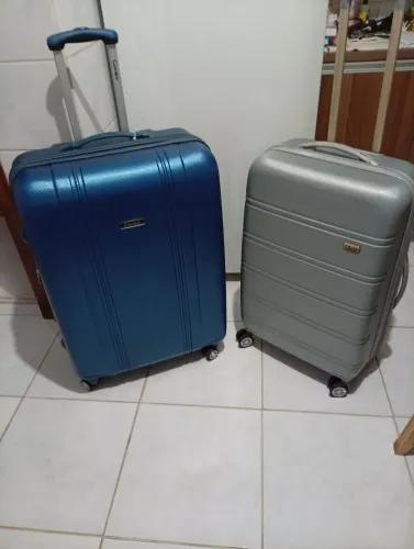 Malas grande bom estado, 70.reais cada