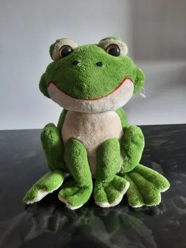 Boneco de pelúcia do Sapinho