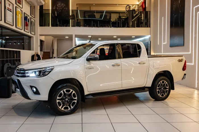 Toyota Hilux CD SRX 4X4 2.8 TDI 16V Diesel Aut. 2018