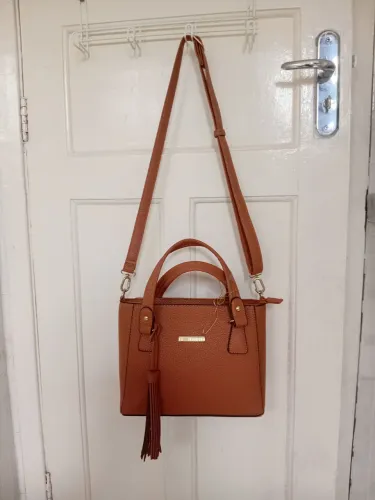 Bolsa feminina em couro