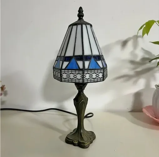 Abajur Estilo Tiffany Vintage Retrô em Pasta de Vidro Tiffany & Co Importado Candeeiro