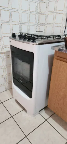 Fogão 4 Bocas De Piso Branco Com Forno E Tampa De Vidro (Usado)
