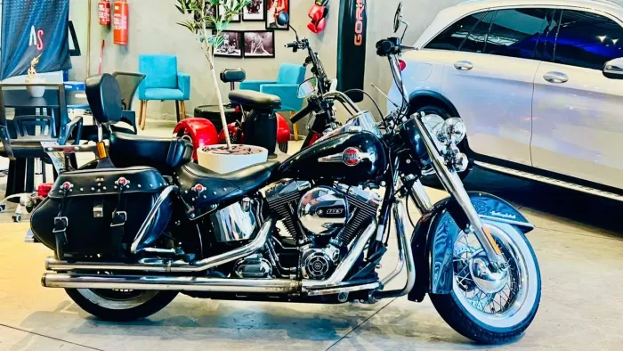 HARLEY-DAVIDSON SOFTAIL HERITAGE CLASSIC 