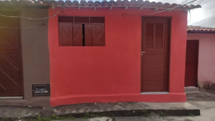 Aluga-se casa 450,00