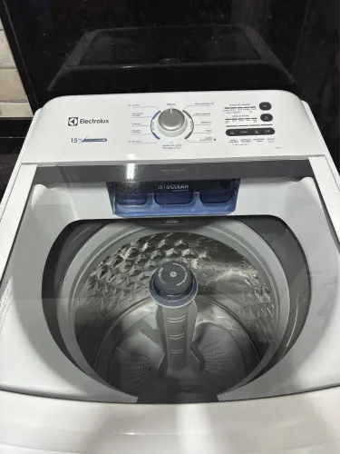 Máquina de lavar Eletrolux 15kg