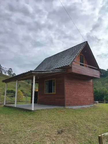 Alugo Chalé em Anitápolis 