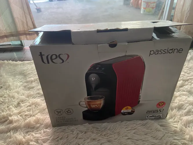 Cafeteira três corações 