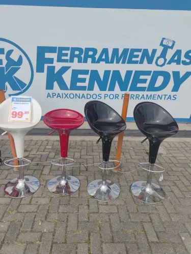 Saldão de banquetas 