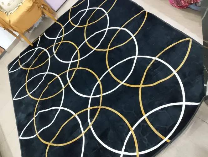 Tapete preto argola 