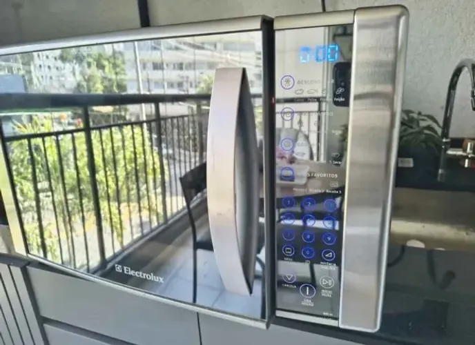 Microondas Electrolux Aço Inox 110V (Usado)