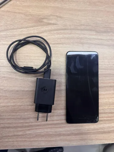 Celular para consertar tela trincado 