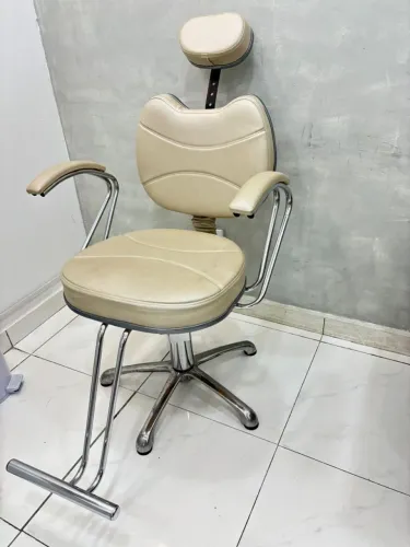 Cadeira Cabeleireiro e Maquiadora