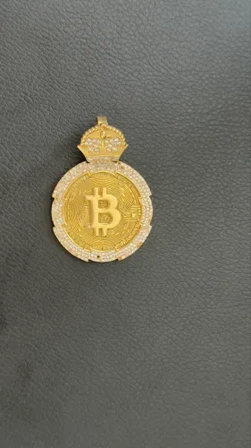 Pingente de ouro maciço 22,90g 