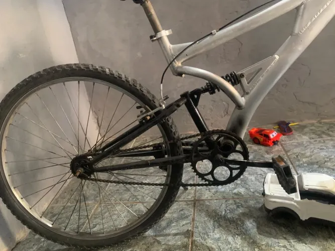 ? Bicicleta aro 26 