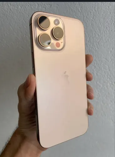 Troco iPhone 16 Pro Max Desert Titâniun 256 impecável